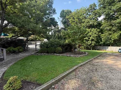 Lawn Care service in Abingdon, 24210