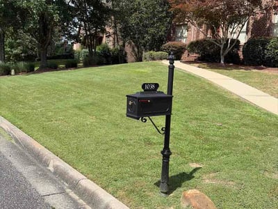 Lawn Care service in Chelsea, 35043
