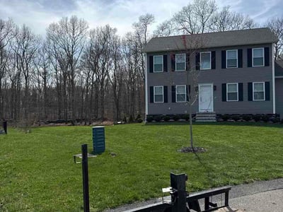 Lawn Care service in Tiverton, 02878