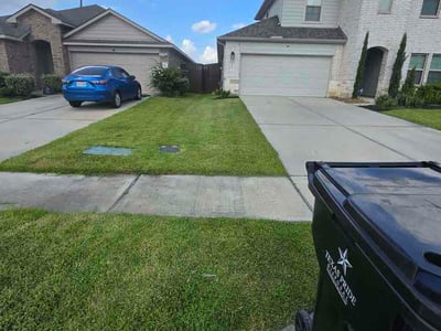 Lawn Care service in New Caney, 77357