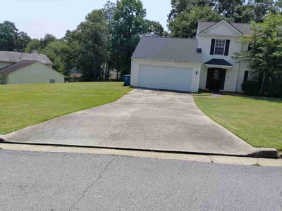 Lawn Care service in Riverdale, 30274