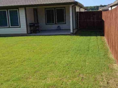 Lawn Care service in Laredo, 78040