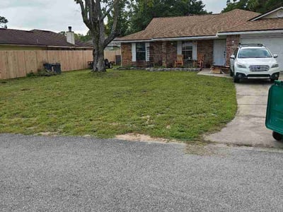 Lawn Care service in Destin, 32541