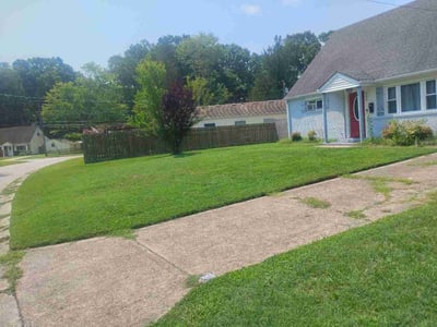 Lawn Care service in Redmond, 97756