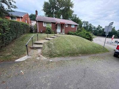 Lawn Care service in Beaver Falls, 15010