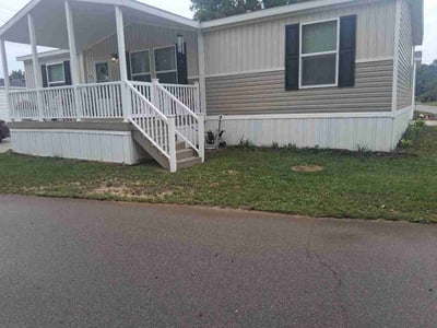 Lawn Care service in Jackson, 49201