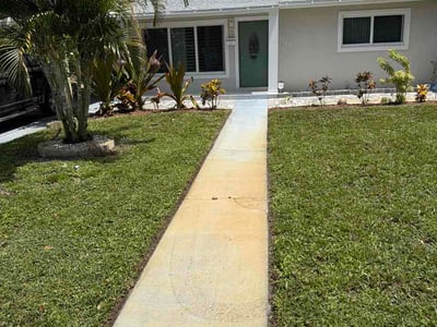 Lawn Care service in Lake Worth, 33460