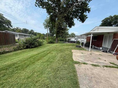 Lawn Care service in Florissant, 63031