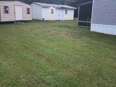 Lawn Care service in Albany, 31701