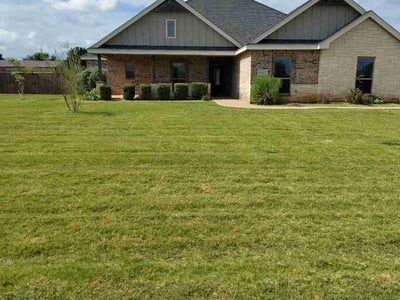 Lawn Care service in Abilene, 79602