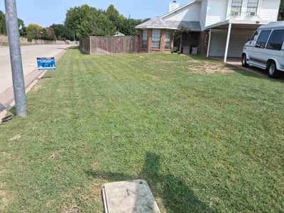 Lawn Care service in Bedford, 76021