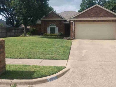 Lawn Care service in Watauga, 76148