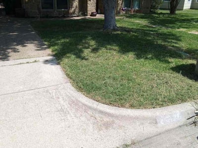 Lawn Care service in Cleburne, 76033
