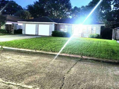 Lawn Care service in Orange, 77630