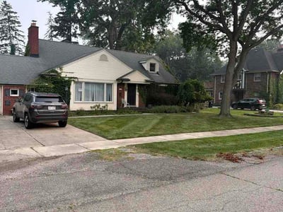 Lawn Care service in Allen Park, 48101