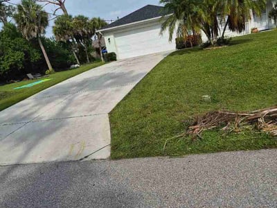 Lawn Care service in Loxahatchee, 33412