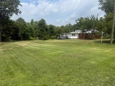 Lawn Care service in Fort Washington, 20744