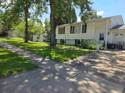 Lawn Care service in Grandville, 49418