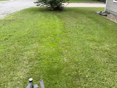 Lawn Care service in Topeka, 66612