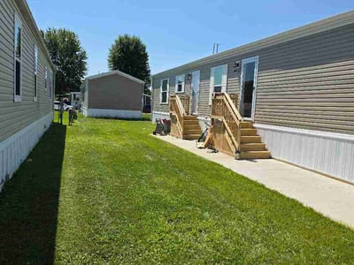 Lawn Care service in Dearborn, 48126