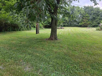 Lawn Care service in Troy, 63379