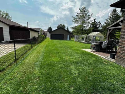 Lawn Care service in Clinton Township, 48036