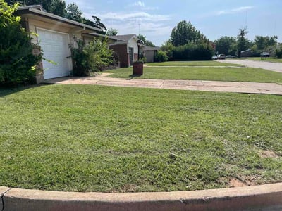 Lawn Care service in Mustang, 73064