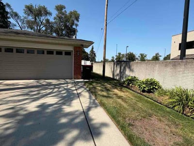 Lawn Care service in Pinckney, 48169
