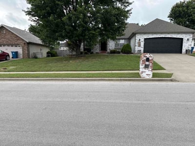 Lawn Care service in Nixa, 65714