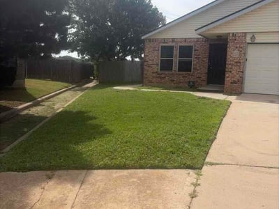 Lawn Care service in Harrah, 73045