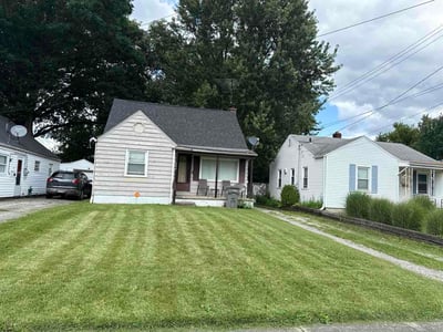 Lawn Care service in Youngstown, 44503