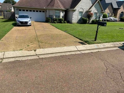 Lawn Care service in Senatobia, 38668