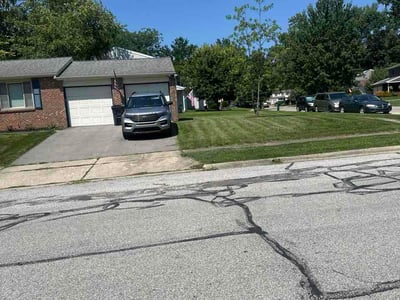 Lawn Care service in Gahanna, 43230