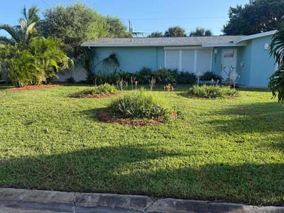 Lawn Care service in Satellite Beach, 32937