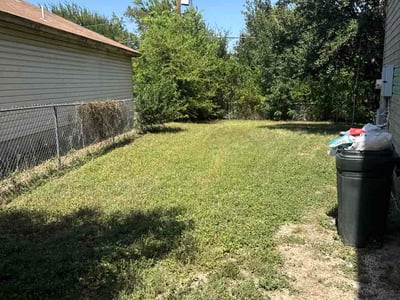Lawn Care service in Reseda, 91335