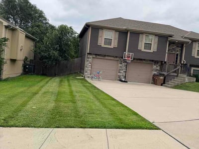 Lawn Care service in Raymore, 64083