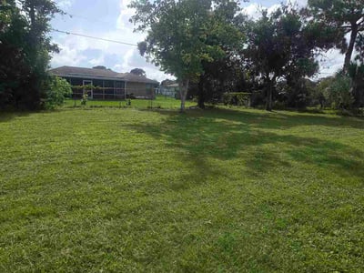Lawn Care service in Lompoc, 93436