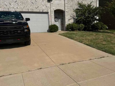 Lawn Care service in Lancaster, 75146