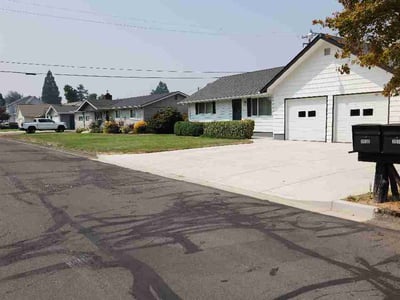 Lawn Care service in Springfield, 97477