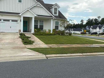Lawn Care service in Crawfordville, 32327