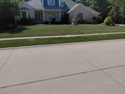 Lawn Care service in Kaukauna, 54130