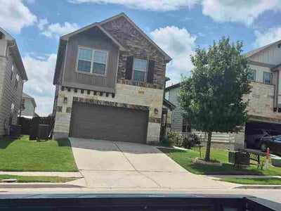 Lawn Care service in Dale, 78616