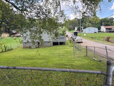 Lawn Care service in Loudon, 37774