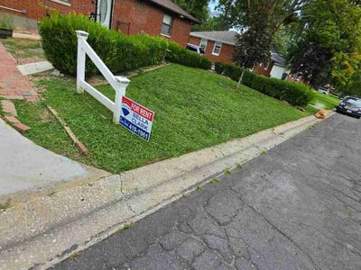 Lawn Care service in Edwardsville, 62025