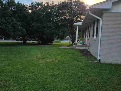 Lawn Care service in Dickson, 37055