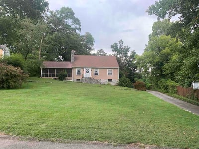 Lawn Care service in Hixson, 37343