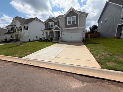 Lawn Care service in Pelzer, 29669