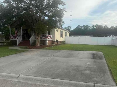 Lawn Care service in Conway, 29526