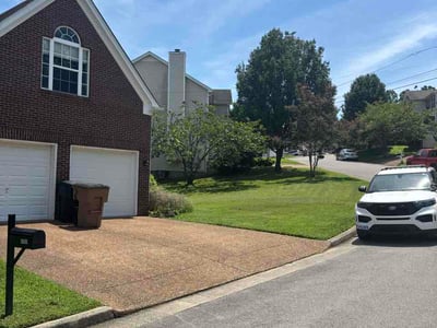 Lawn Care service in Antioch, 37013