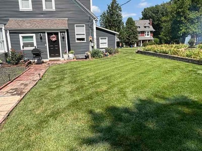 Lawn Care service in Belleville, 62220